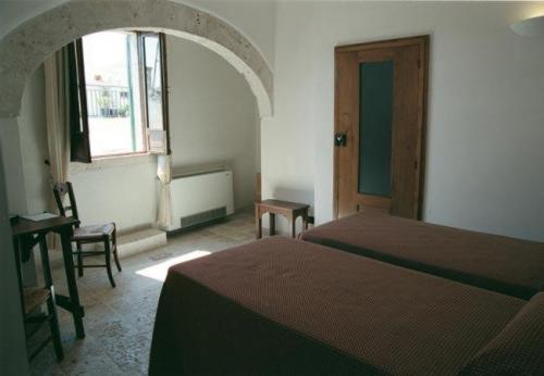 Hotel Palazzo D'Erchia كونفيرسانو الغرفة الصورة