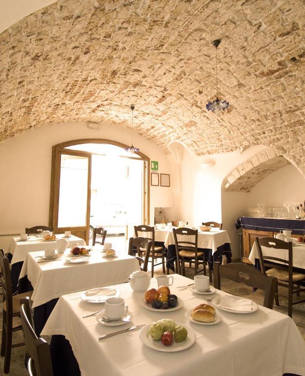 Hotel Palazzo D'Erchia كونفيرسانو المظهر الخارجي الصورة